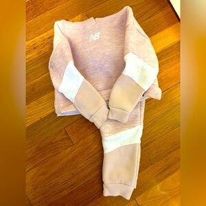 New Balance Sweatsuit size 2T (fits small - like 12-18 months)
